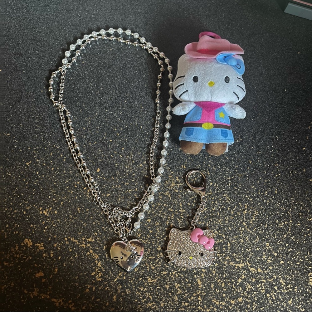 Hello Kitty Bundle